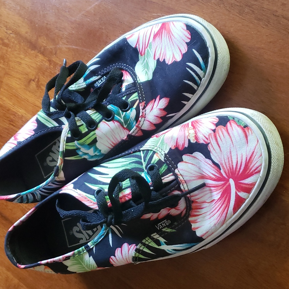 Vans Women Authentic Hawaiian Floral Print Skate Shoe Size 7